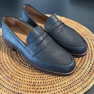 Adelante Shoe Co. Black Leather Loafers